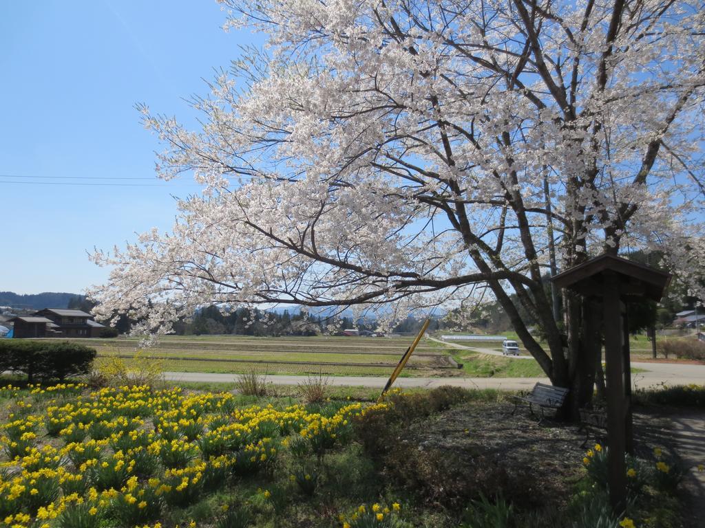 Shitanda Hotel Takayama  Buitenkant foto