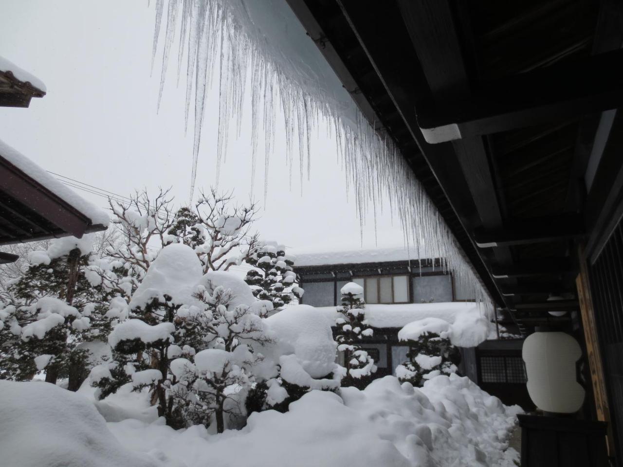 Shitanda Hotel Takayama  Buitenkant foto